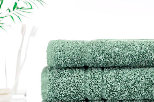 Classic Cotton Hand Towel 500gsm – Soft, Durable & Quick-Drying (Green)
