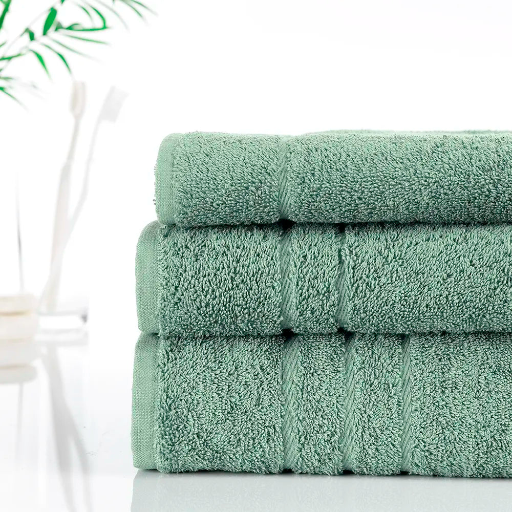 Classic Cotton Bath Sheet 500gsm – Ultra Soft, Absorbent & Quick-Drying (Green)